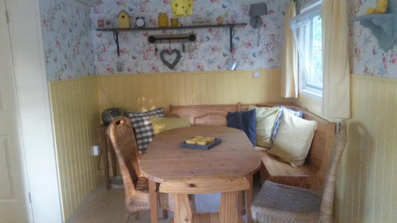 Pipowagen Camping Puur Genieten Bed and Breakfast Someren Εξωτερικό φωτογραφία